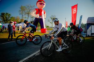 BIB: 
                            <button type="button" onclick="openModal(26179462)" class="btn btn-primary btn-sm float-right btn-popup" data-toggle="modal" data-target=".modal-high-quality">
                        <i class="fas fa-shopping-cart"></i> Add to Cart
                    </button>
                                            <button type="button" onclick="isThisMe(26179462, true)" class="btn btn-success btn-sm float-right btn-popup btn-isme hidden" data-toggle="tooltip" data-placement="bottom" title="นี่คือรูปของคุณใช่ไหม คลิกที่นี่เพื่อเอาเข้าอัลบั้ม">
                        <i class="fas fa-plus"></i> Add to album
                    </button>
                    <button type="button" onclick="isThisMe(26179462, false)" class="btn btn-warning btn-sm float-right btn-popup btn-isnotme hidden">
                        <i class="fas fa-ban"></i> Remove from album
                    </button>